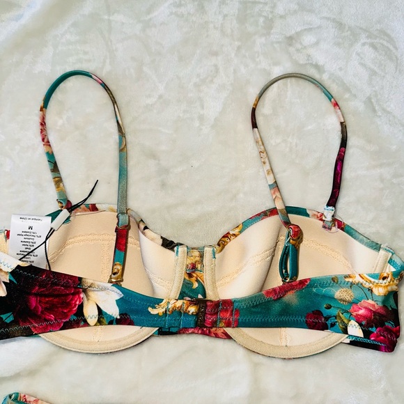 NEW L'AGENCE Rococo Roses Alexandria Underwire Bikini Top & bottom - Picture 5 of 8